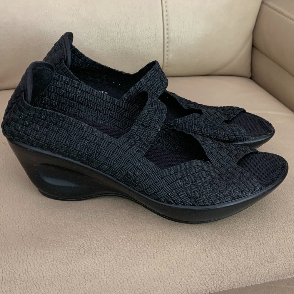 CC Resorts Erica Women's Mary Jane Black Sandals